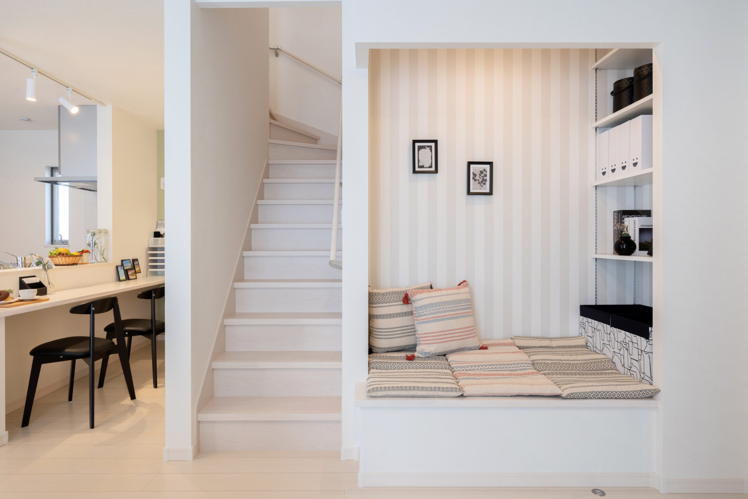 リビング収納メイン画像